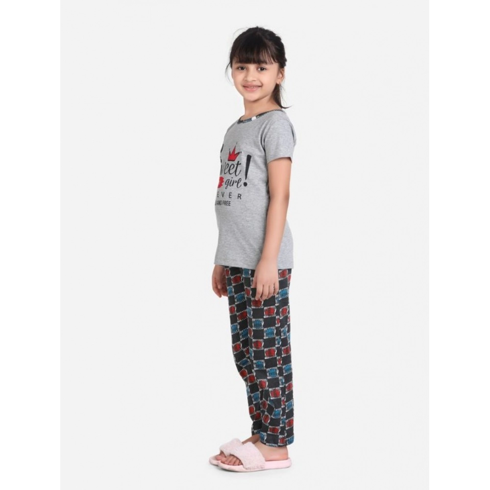 PID-66142-Girl-s-Night-Suit-Set-Grey-Red-3-1000×1000-1.webp